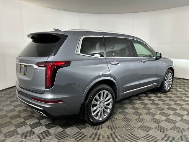 2022 Cadillac XT6 Premium Luxury