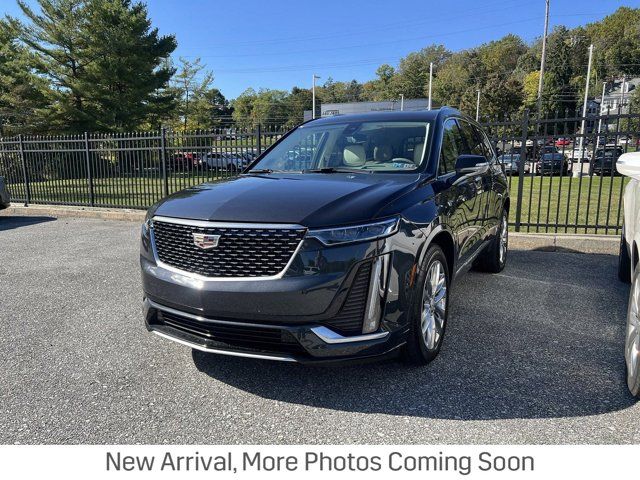 2022 Cadillac XT6 Premium Luxury