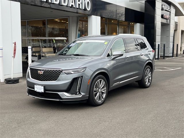 2022 Cadillac XT6 Premium Luxury