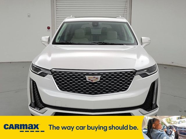 2022 Cadillac XT6 Premium Luxury