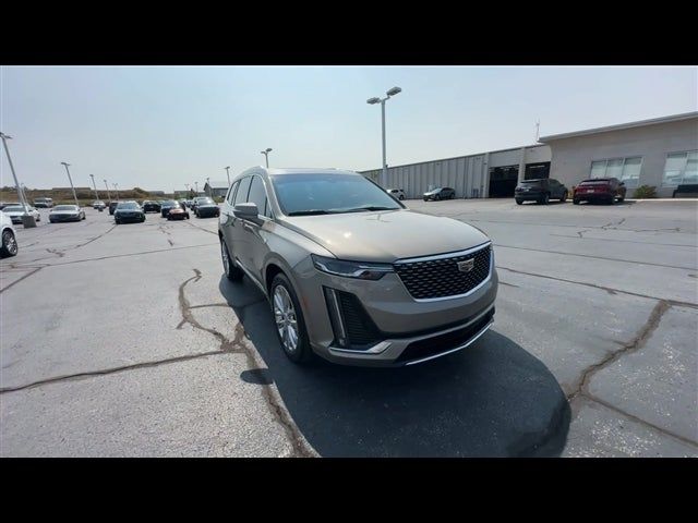 2022 Cadillac XT6 Premium Luxury