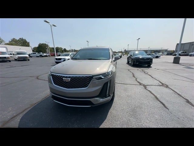 2022 Cadillac XT6 Premium Luxury