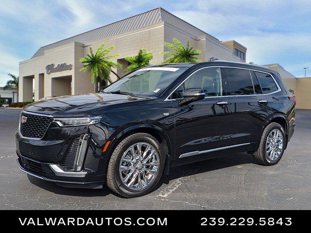 2022 Cadillac XT6 Premium Luxury