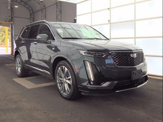 2022 Cadillac XT6 Premium Luxury