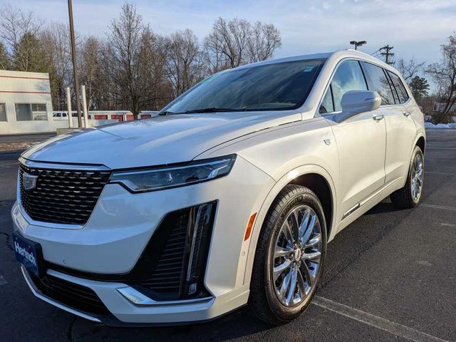 2022 Cadillac XT6 Premium Luxury