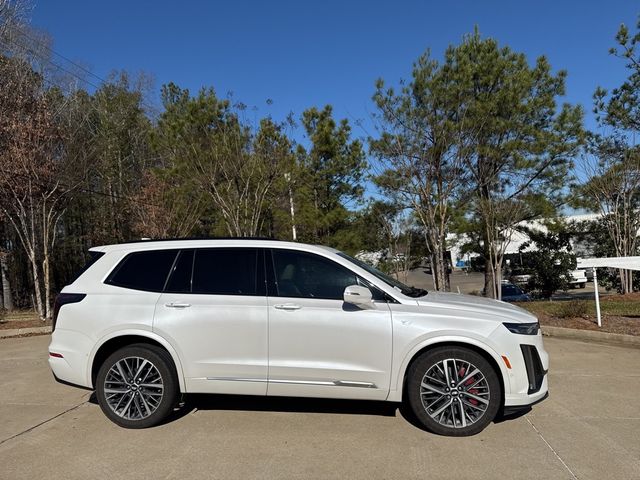 2022 Cadillac XT6 Sport