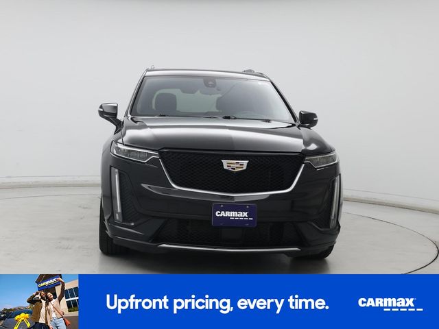 2022 Cadillac XT6 Sport