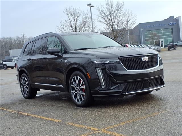 2022 Cadillac XT6 Sport