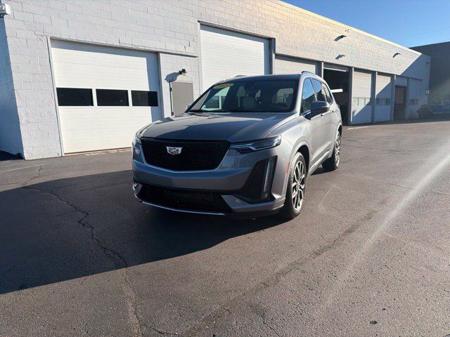 2022 Cadillac XT6 Sport