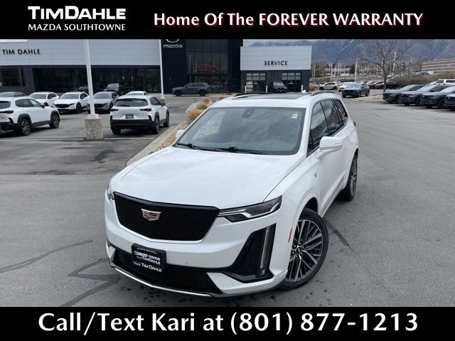 2022 Cadillac XT6 Sport