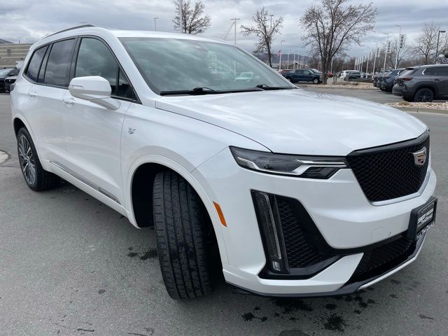 2022 Cadillac XT6 Sport