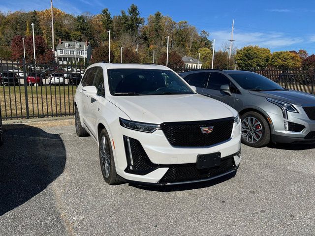 2022 Cadillac XT6 Sport