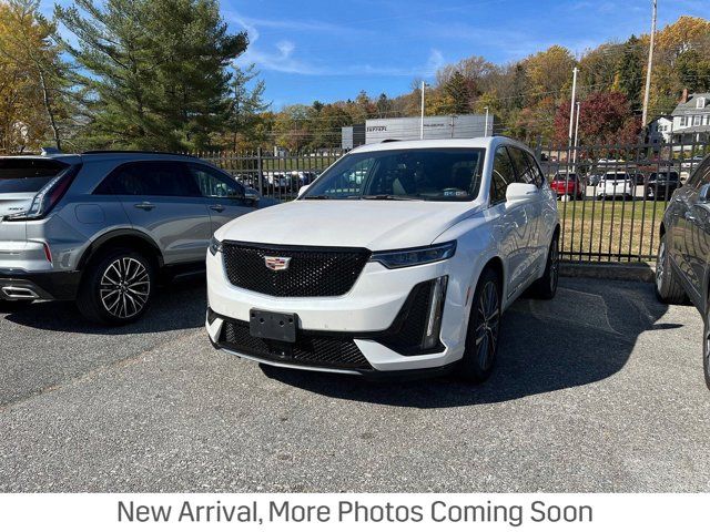 2022 Cadillac XT6 Sport