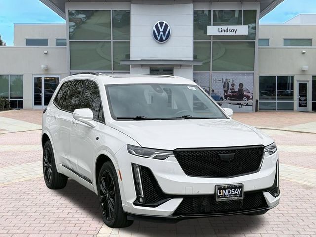 2022 Cadillac XT6 Sport