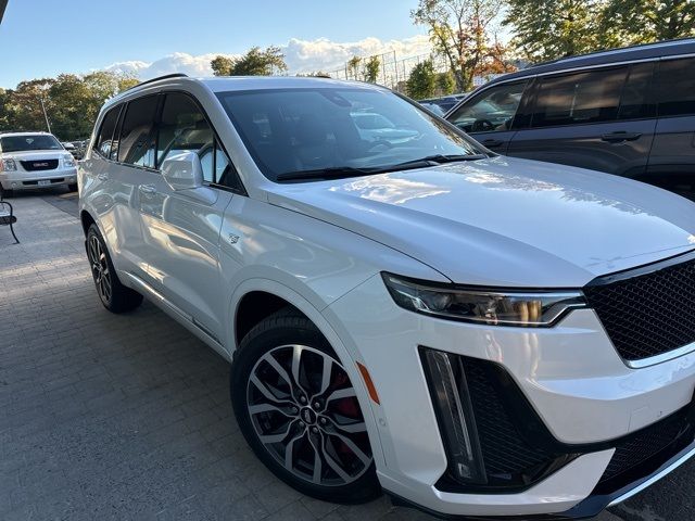 2022 Cadillac XT6 Sport