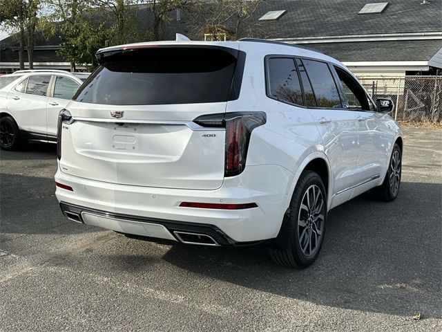 2022 Cadillac XT6 Sport