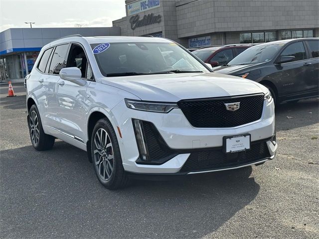 2022 Cadillac XT6 Sport