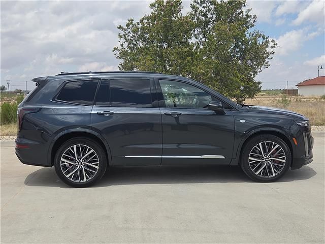 2022 Cadillac XT6 Sport