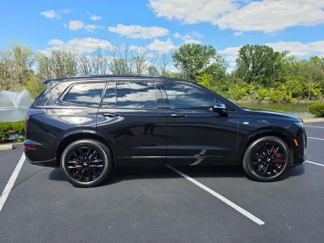 2022 Cadillac XT6 Sport