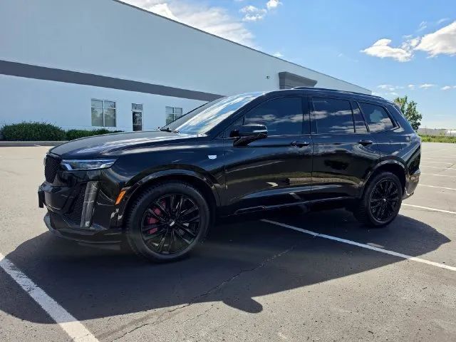 2022 Cadillac XT6 Sport