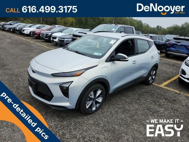 2022 Chevrolet Bolt EUV LT