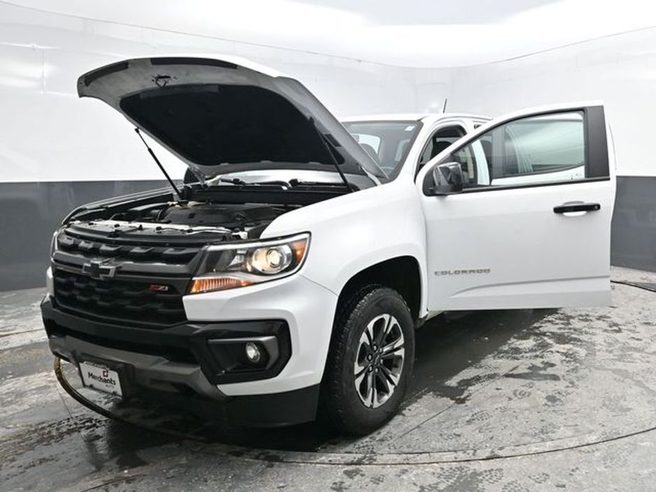 Used 2022 Chevrolet Colorado Z71 For Sale in Hooksett, NH | Capital One ...