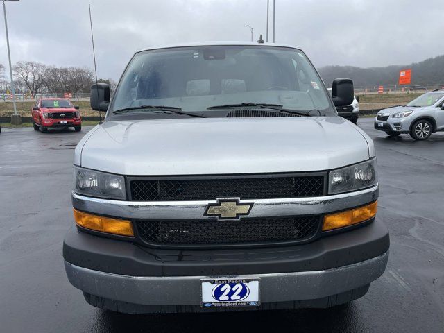 2022 Chevrolet Express LT