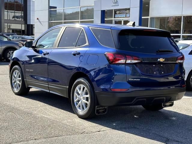 2022 Chevrolet Equinox LS