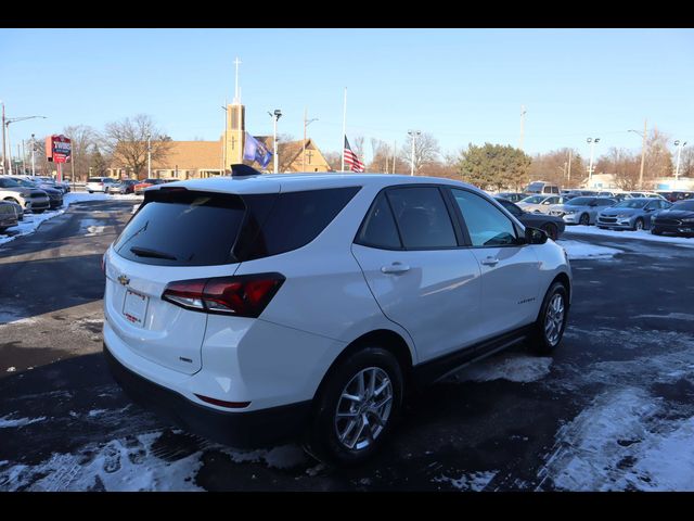 2022 Chevrolet Equinox LS