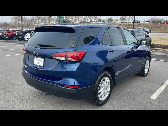 2022 Chevrolet Equinox LS