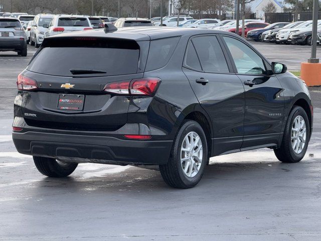 2022 Chevrolet Equinox LS