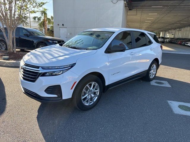 2022 Chevrolet Equinox LS