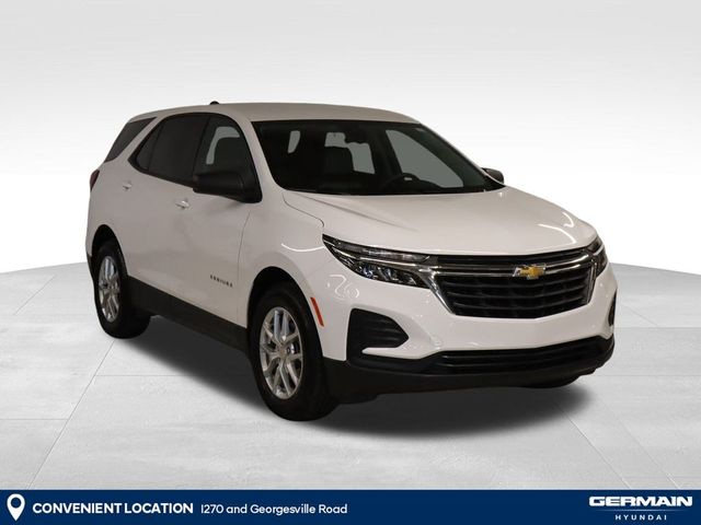 2022 Chevrolet Equinox LS