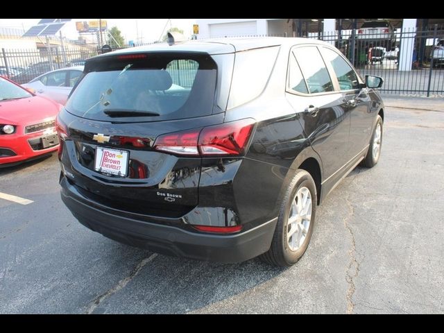 2022 Chevrolet Equinox LS