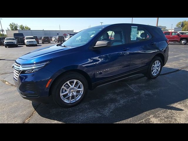 2022 Chevrolet Equinox LS