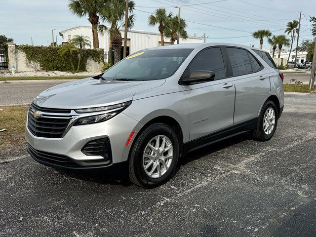 2022 Chevrolet Equinox LS