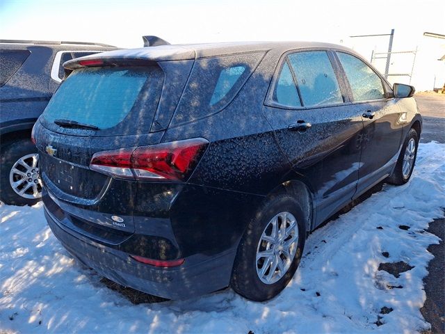 2022 Chevrolet Equinox LS