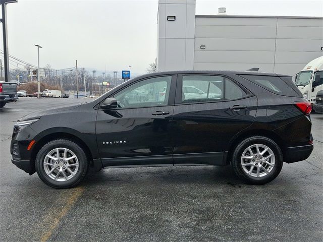 2022 Chevrolet Equinox LS