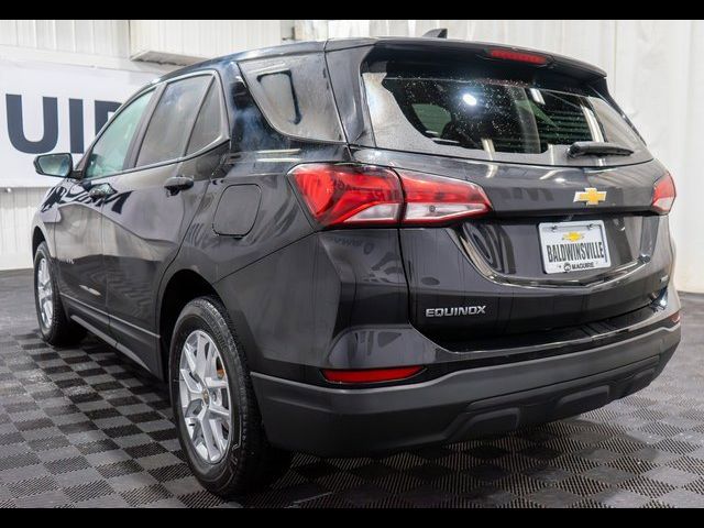 2022 Chevrolet Equinox LS