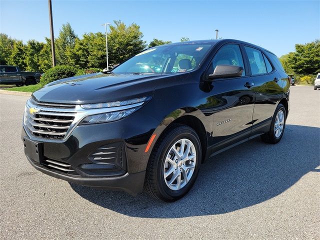 2022 Chevrolet Equinox LS