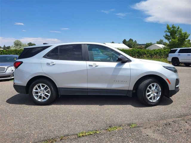 2022 Chevrolet Equinox LS