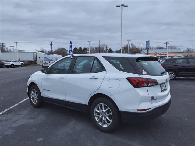 2022 Chevrolet Equinox LS