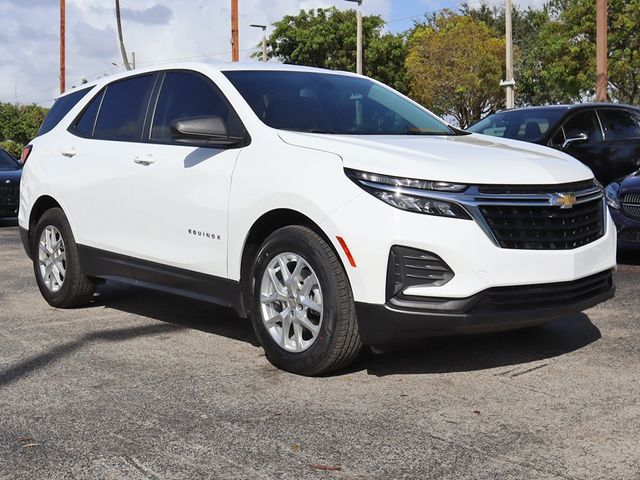 2022 Chevrolet Equinox LS