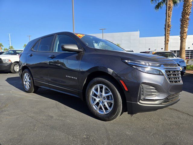 2022 Chevrolet Equinox LS