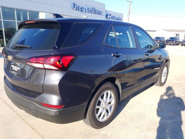 2022 Chevrolet Equinox LS