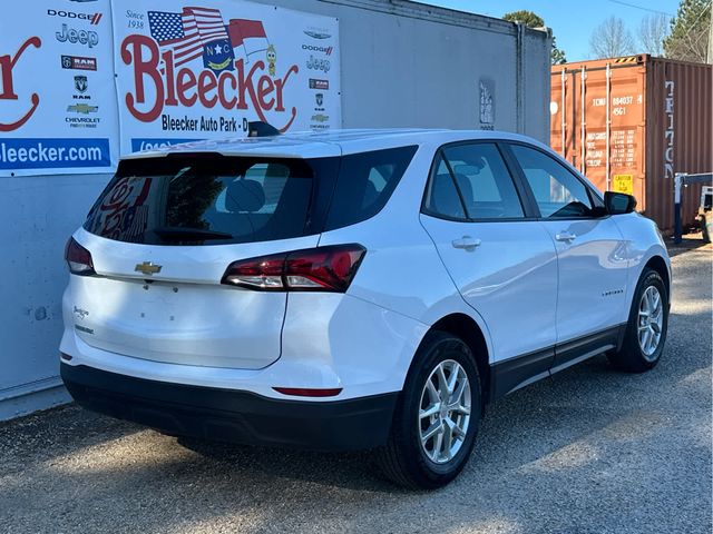 2022 Chevrolet Equinox LS