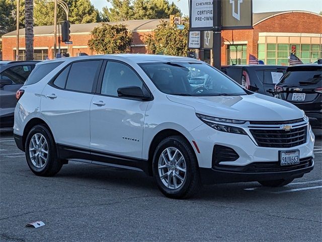 2022 Chevrolet Equinox LS