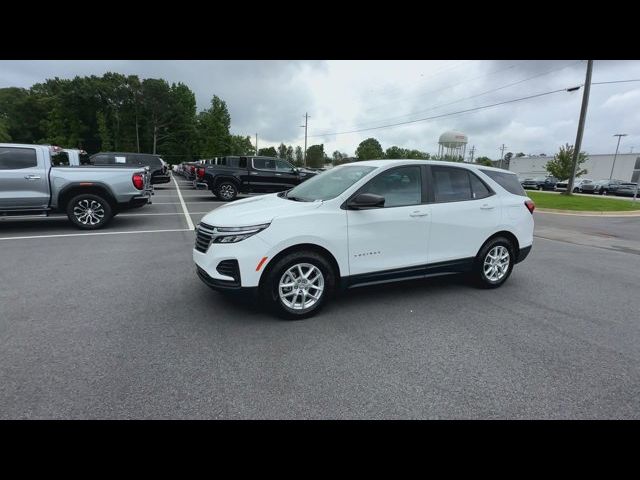 2022 Chevrolet Equinox LS