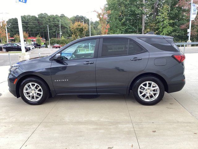 2022 Chevrolet Equinox LS