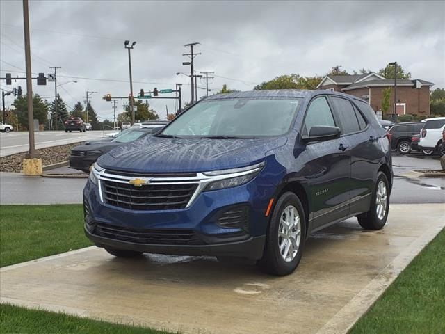 2022 Chevrolet Equinox LS